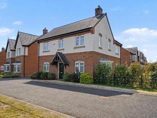 House for sale in Castle Donington, Leicestershire