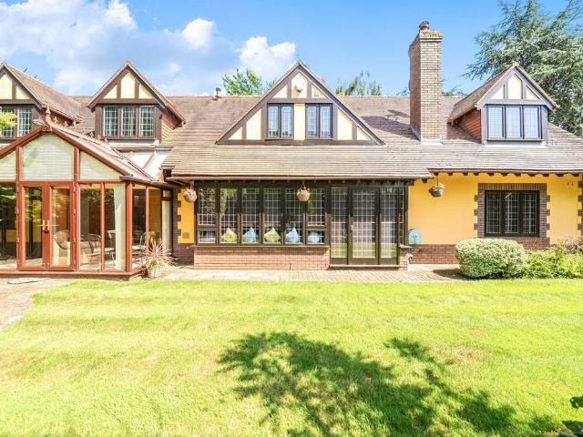 House for sale in Frenchay, South Gloucestershire