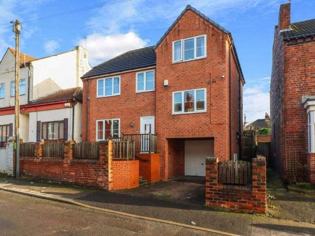 House for sale in Rawmarsh, South Yorkshire