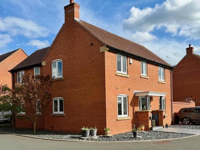 House for sale in Stanford On Avon, Leicestershire