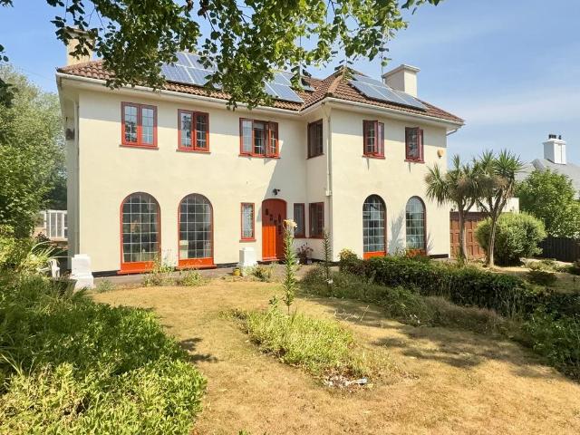 House for sale in Livermead