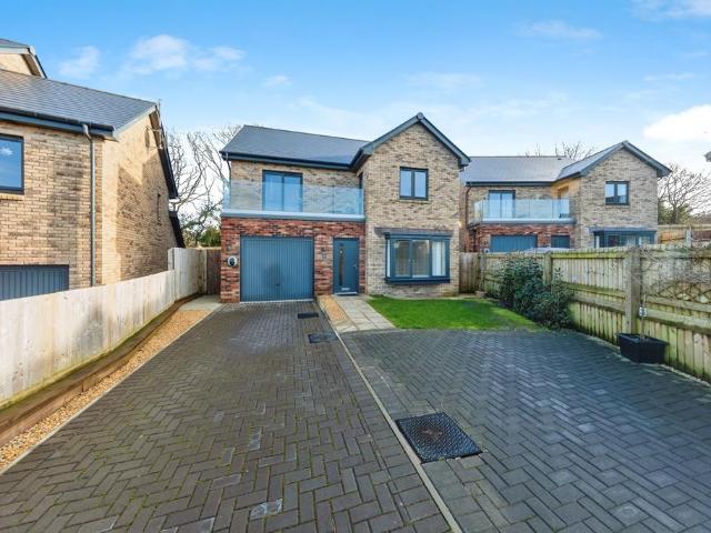 House for sale in Kidwelly, Wales