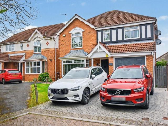 House for sale in Whitwood, West Yorkshire