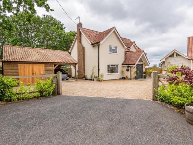 House for sale in Bedingfield, Suffolk