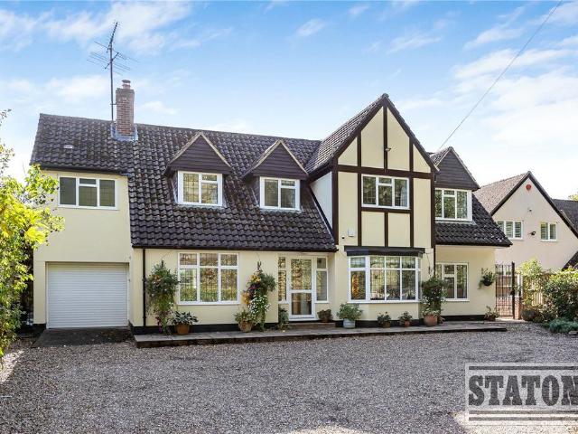 House for sale in Cuffley, Welwyn Hatfield
