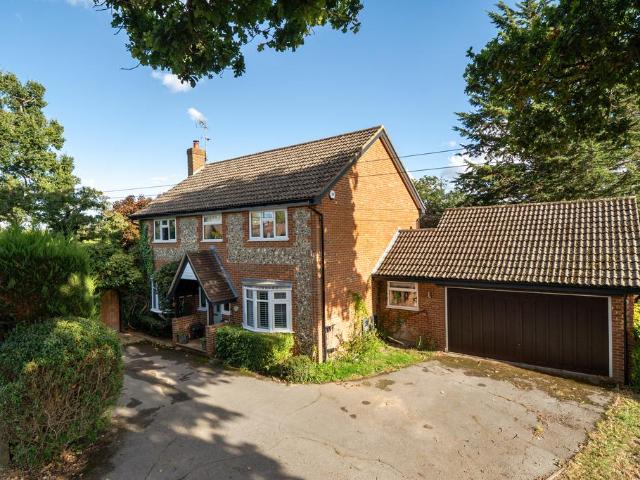 House for sale in Cookham Rise, Cookham