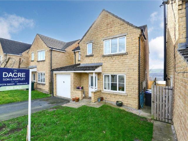 House for sale in Bingley, West Yorkshire