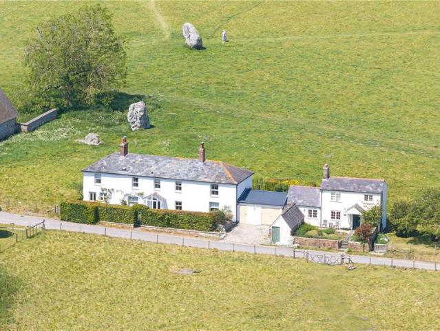 House for sale in Avebury, Wiltshire