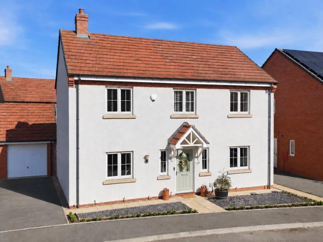 House for sale in Alderminster, Warwickshire