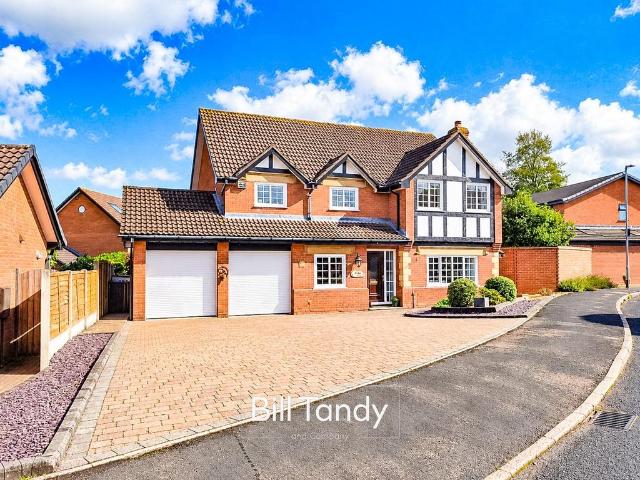 House for sale in Lichfield, Boley Park