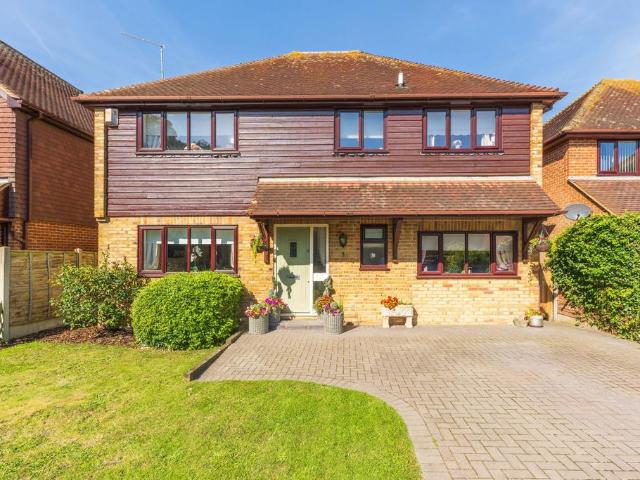House for sale in Barnsole, Ash