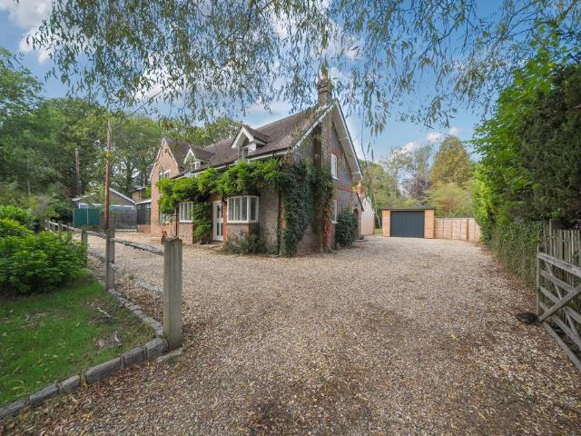 House for sale in Ifold, Chichester