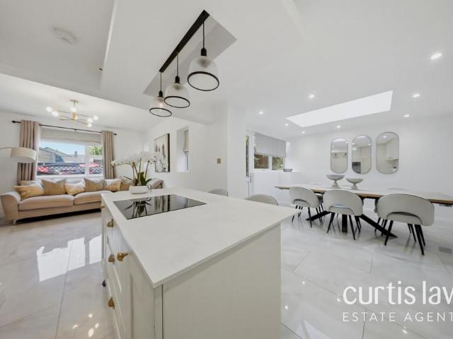 House for sale in Paradise, Lancashire