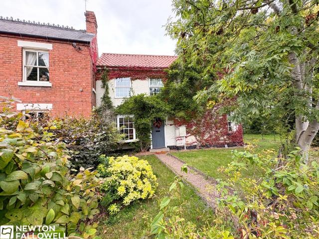 House for sale in Costhorpe, East Midlands