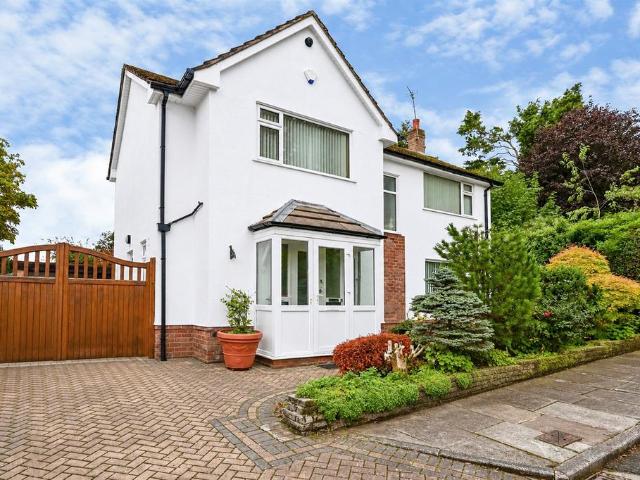 House for sale in Woolton, Liverpool