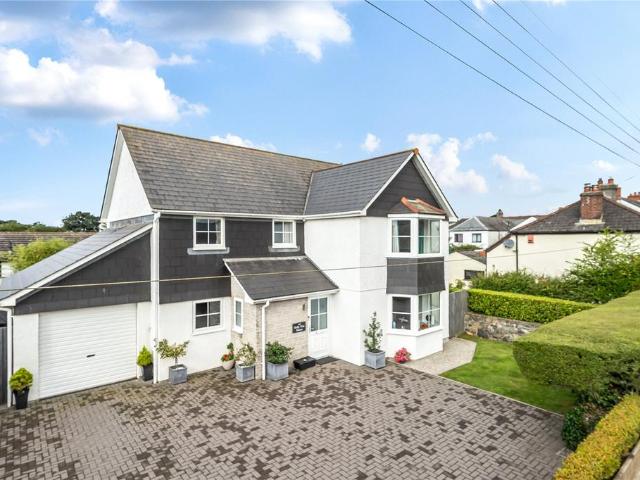 House for sale in Leedstown, Cornwall