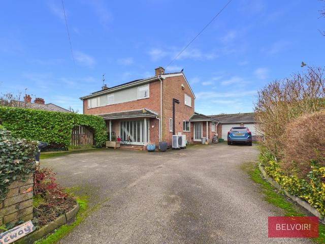 House for sale in Rossett, Wales