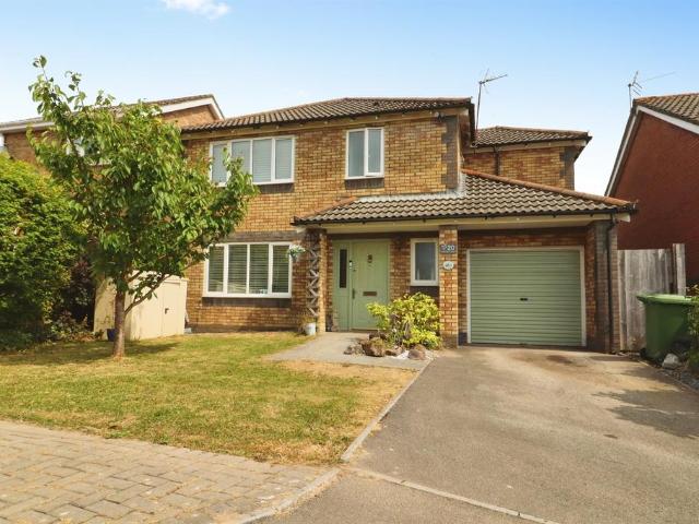 House for sale in Llantwit Fardre, Beddau