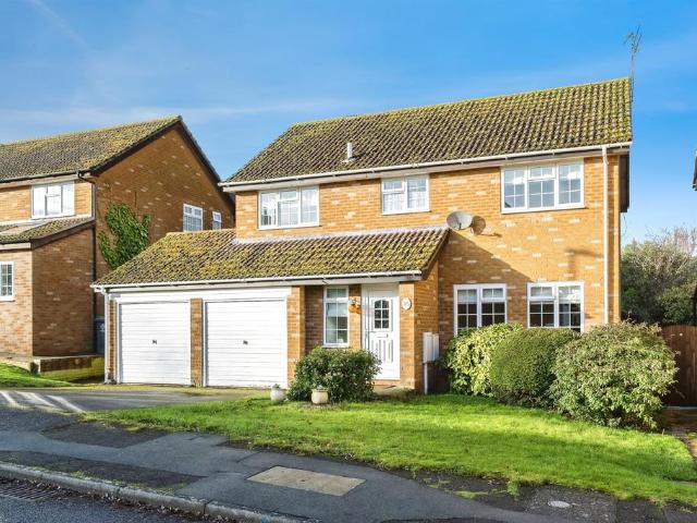 House for sale in Oundle
