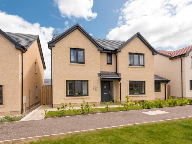 House for sale in Elphinstone
