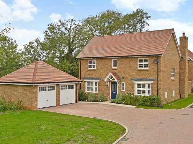 House for sale in Midway, Kent