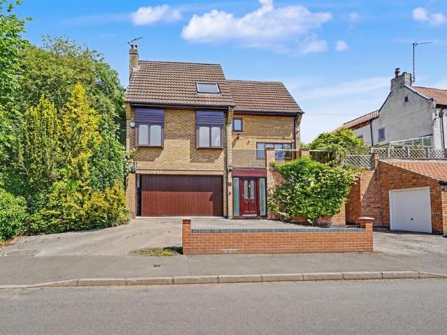 House for sale in Gedling, East Midlands