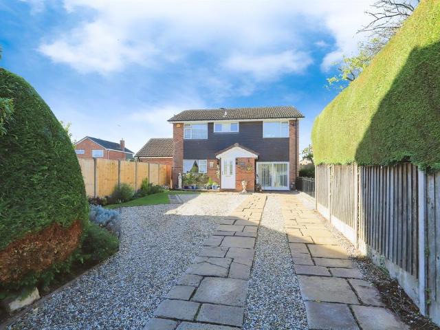 House for sale in Habberley, Wyre Forest