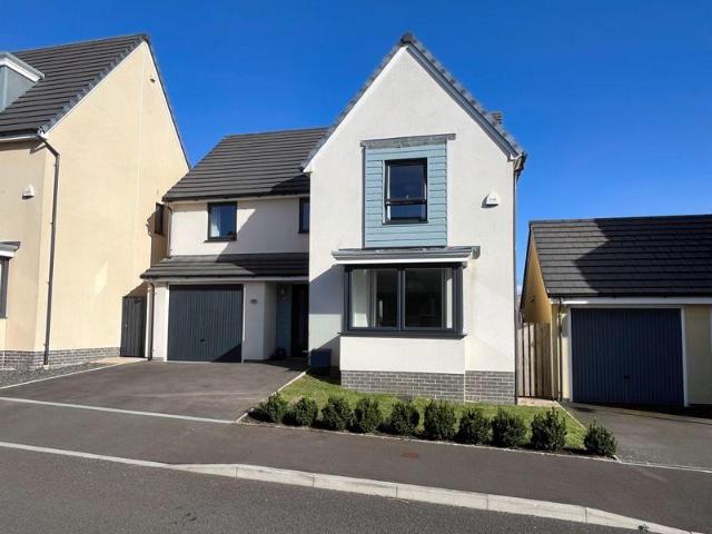 House for sale in Ogmore-by-sea, Wales
