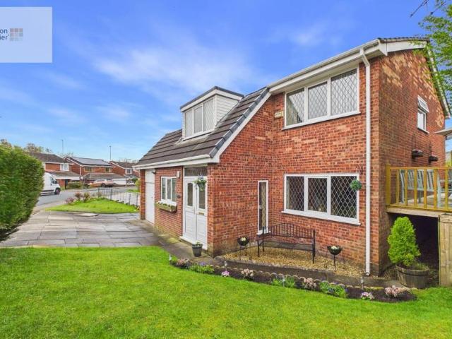 House for sale in Brandlesholme, Bury