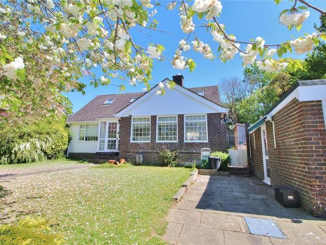 House for sale in Nepcote, Clapham