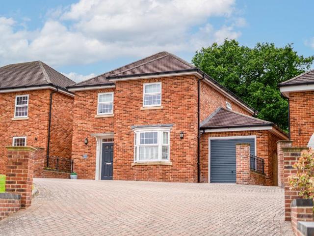 House for sale in Forthampton, Worcestershire