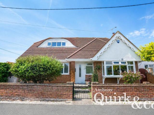 House for sale in Canvey Island
