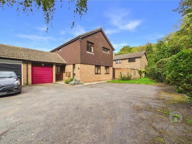 House for sale in Ecton Brook