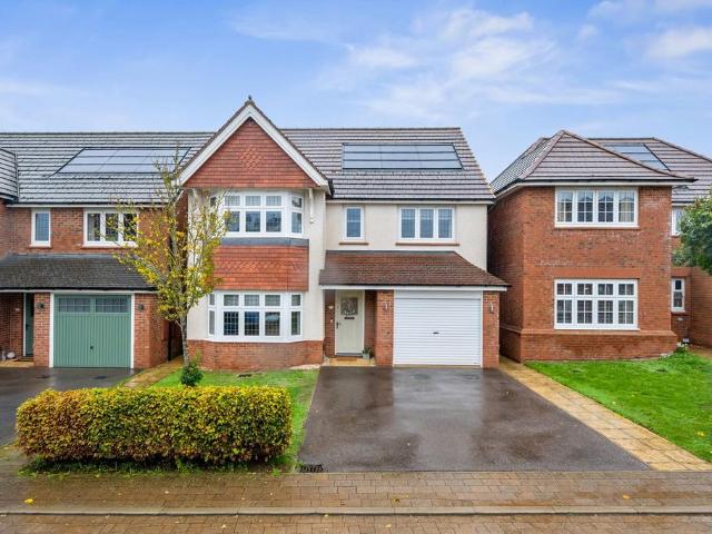 House for sale in Barton Seagrave, North Northamptonshire