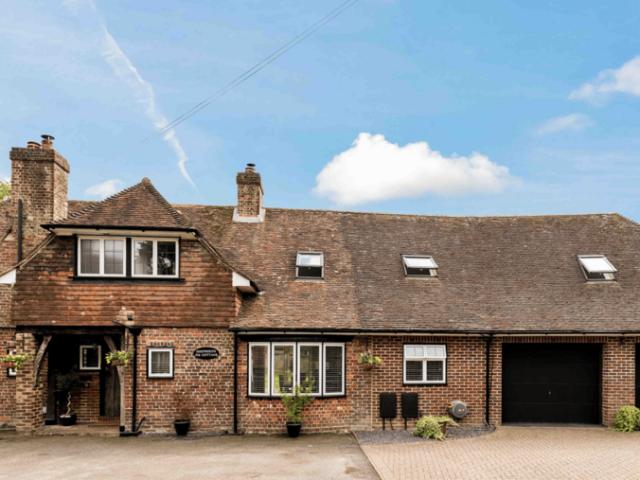 House for sale in Hawkinge, Folkestone