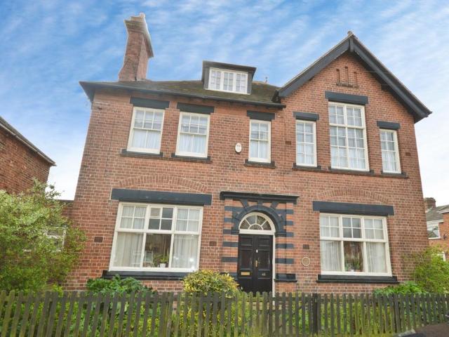 House for sale in Egginton, East Midlands