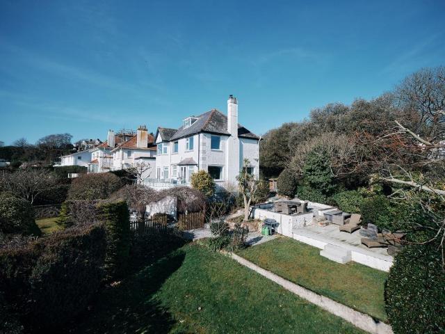 House for sale in Chalfont St. Peter, Denham