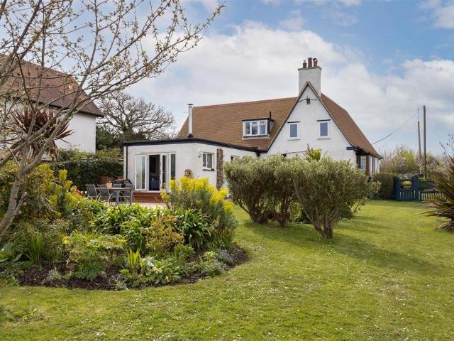 House for sale in Shalfleet, Isle Of Wight