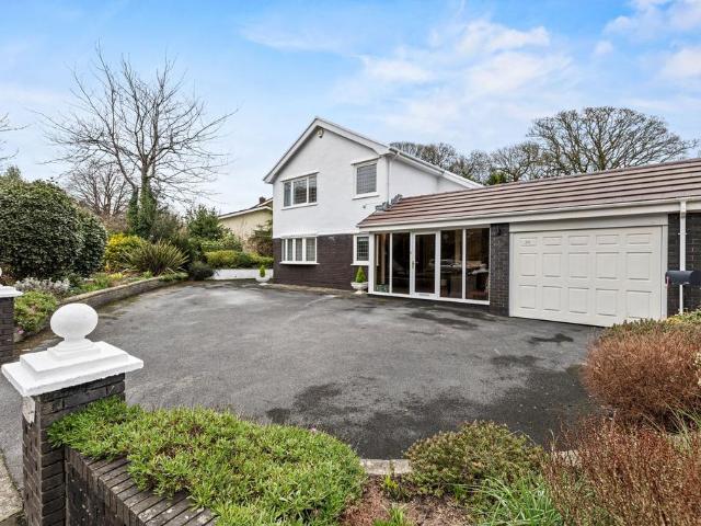 House for sale in Derwen Fawr, Nangreaves