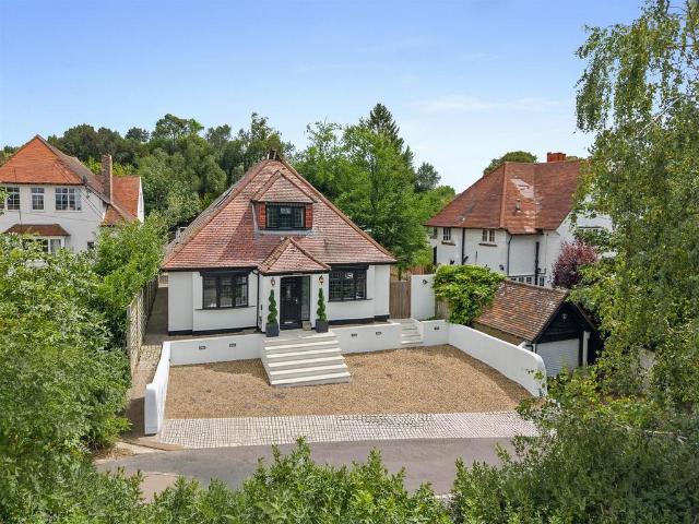 House for sale in Gerrards Cross, Denham