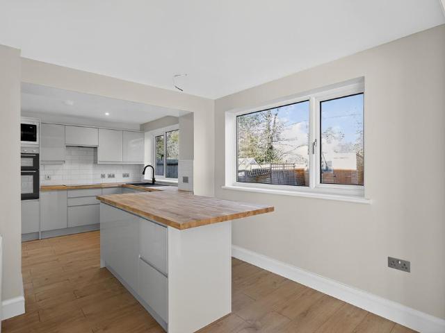 House for sale in Bucks Green, Horsham