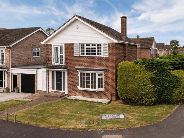 House for sale in Trench Wood, Bourne Vale