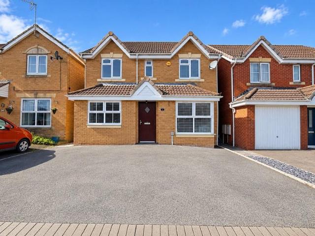 House for sale in Llanharan, Bryncae