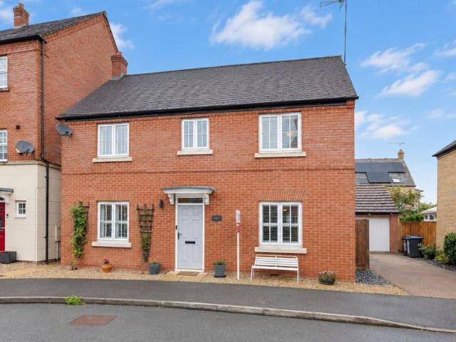 House for sale in Brownsover, Rugby