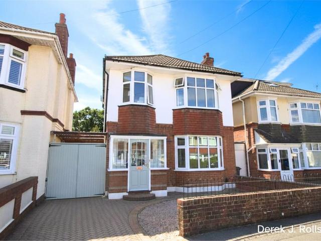 House for sale in Moordown, Bournemouth