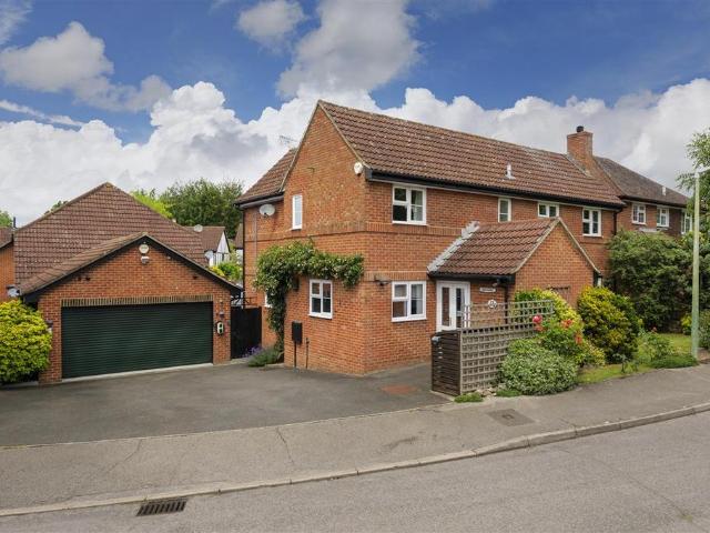 House for sale in Midway, Kent