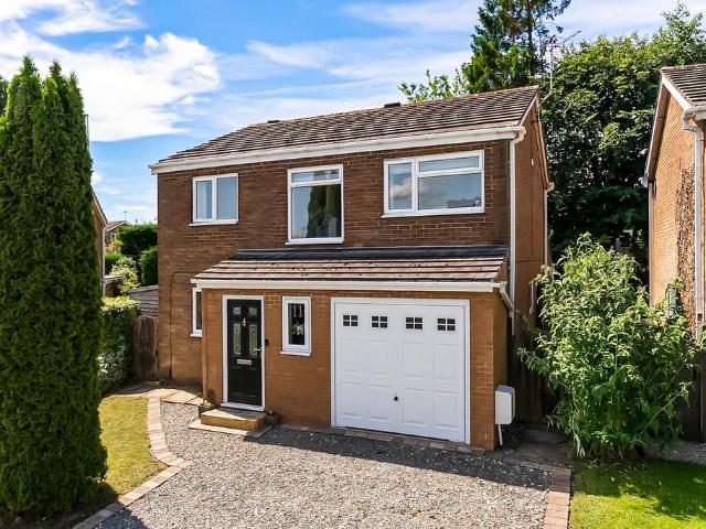 House for sale in Hookstone, Harrogate