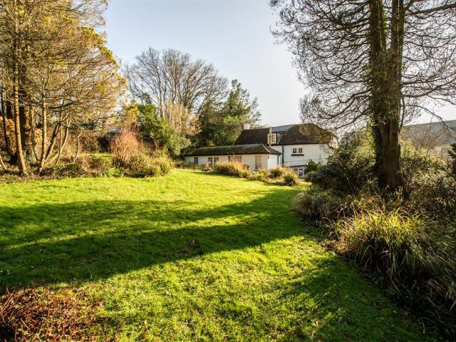 House for sale in Weir Quay, Devon