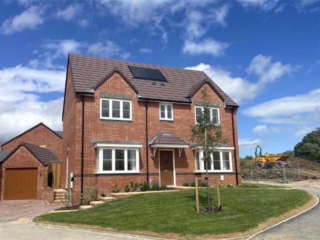 House for sale in Bromsberrow Heath, Gloucestershire