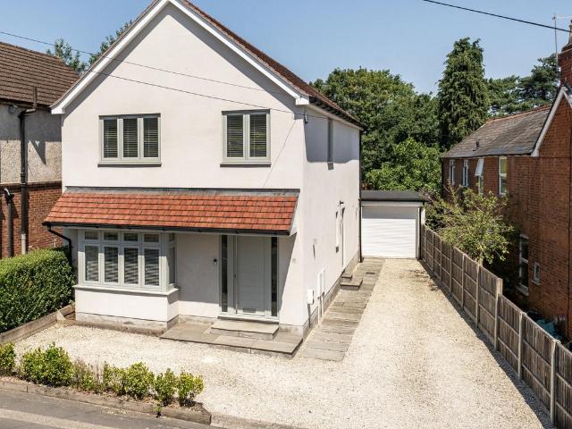 House for sale in Farnborough, Hampshire